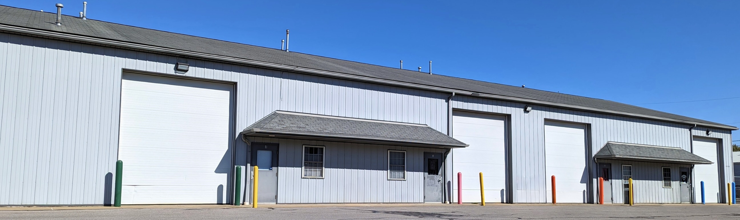 Contractor's Warehouse, Truck & RV Parking in Elyria, OH Elyria